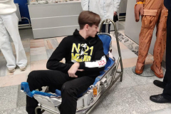 P (16)