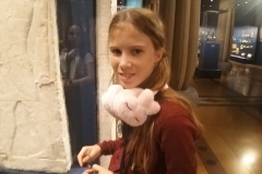 P (21)