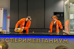 2025-02-28 Урок в музее Семиклассники в Экспериментаниуме (23)