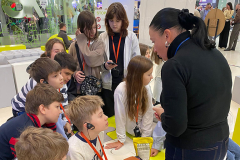 2025-10-16 Пятиклассники в Сколково (4)