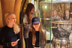 2025-11-10 Шестиклассники в Государственном музее спорта (5)