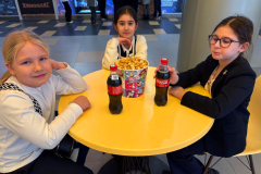 2025-11-14 Удивительное знакомство второклассников с настоящим кинотеатром (3)