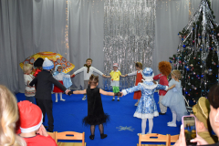 2025-12-25 «Мульти-Пульти» путешествие воспитанников ДЦР «Жучок» навстречу Новому году (10)