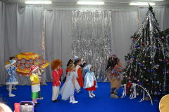 2025-12-25 «Мульти-Пульти» путешествие воспитанников ДЦР «Жучок» навстречу Новому году (18)