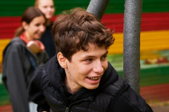 P (20)
